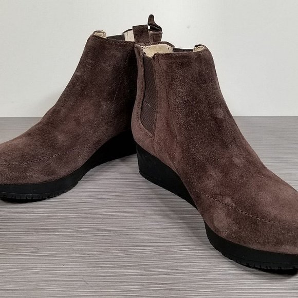 Dr. Scholl's Scarlet Wedge Chelsea Bootie, Brown Suede, Womens Size 6.5 - Picture 4 of 10